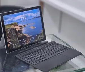 New Laptop Microsoft Surface Pro 4 8GB Intel Core i5 SSD 256GB