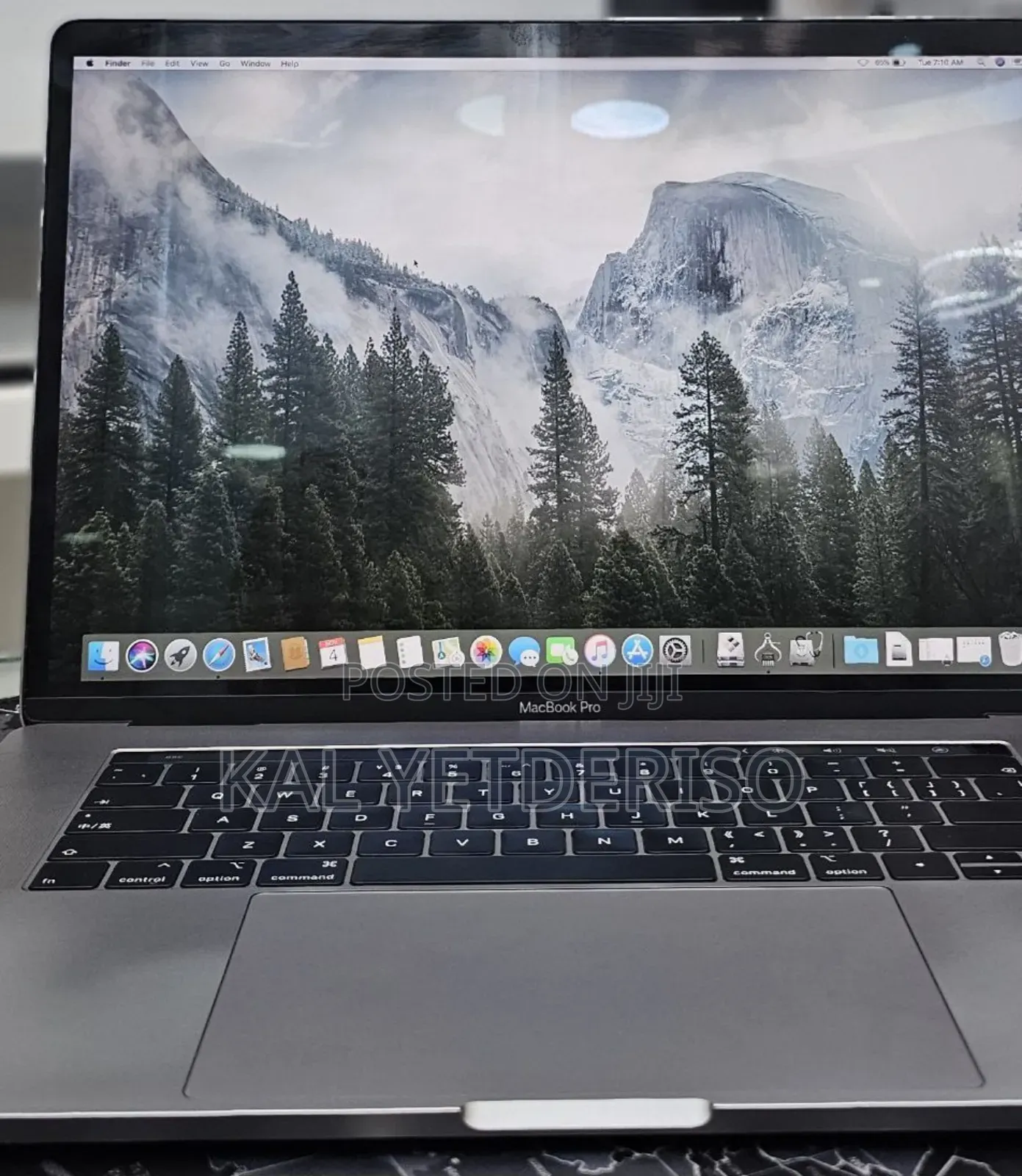 New Laptop Apple MacBook Pro 2019 16GB Intel Core i7 SSD 256GB