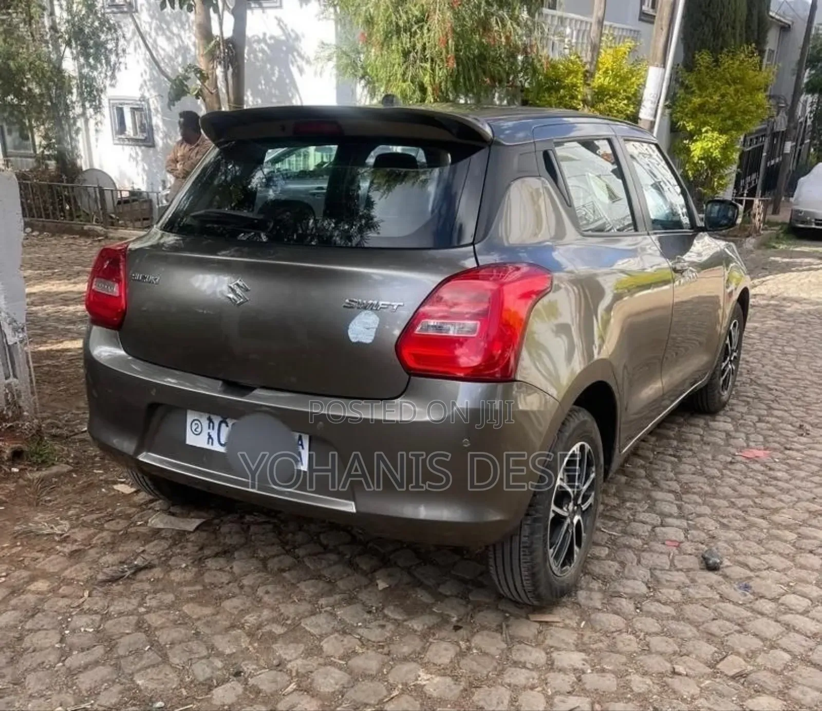 Suzuki Swift 2022 Gray