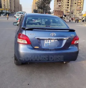 Toyota Belta 2008 Blue