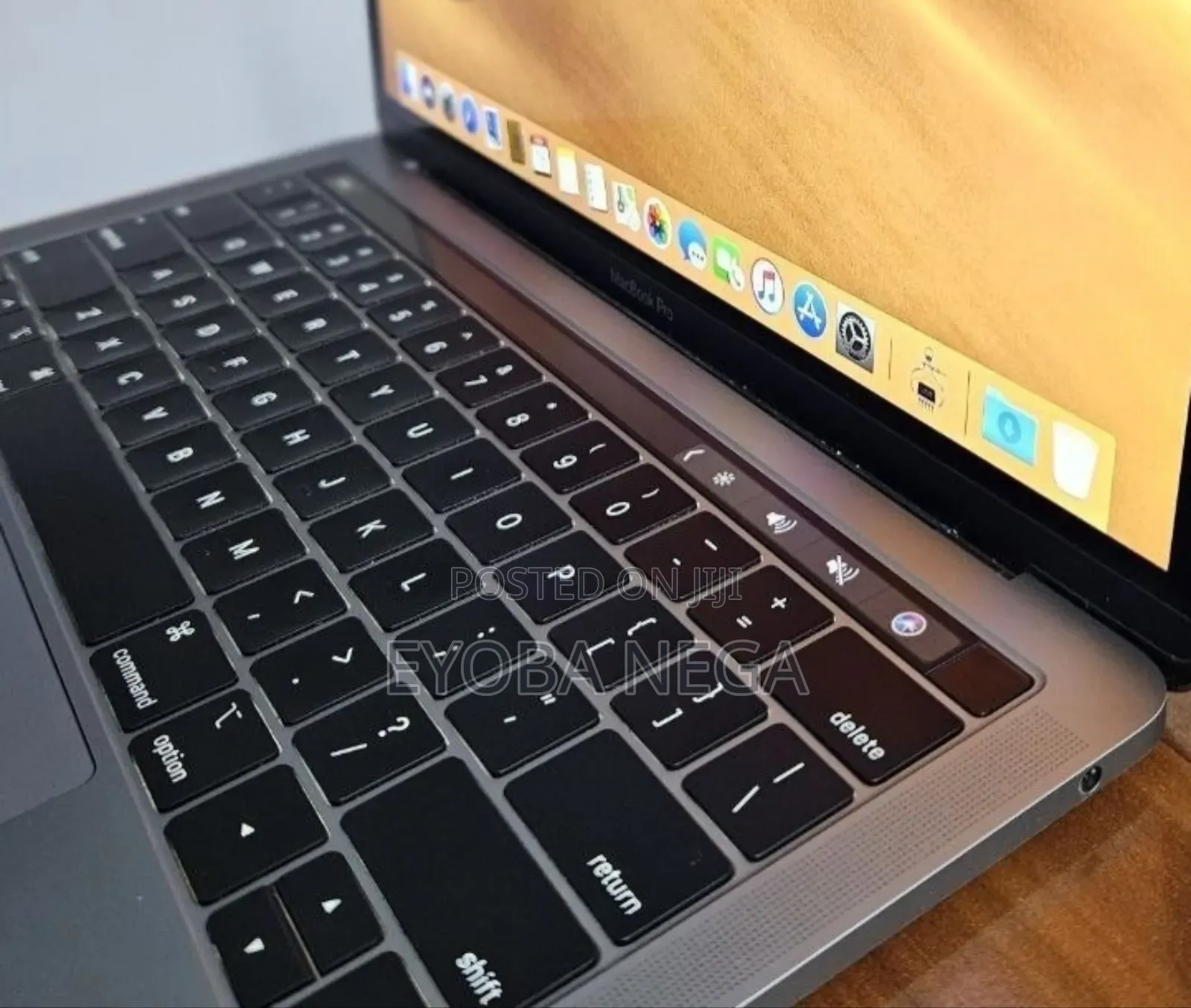 Laptop Apple MacBook Pro 2019 8GB Intel Core i5 SSD 128GB