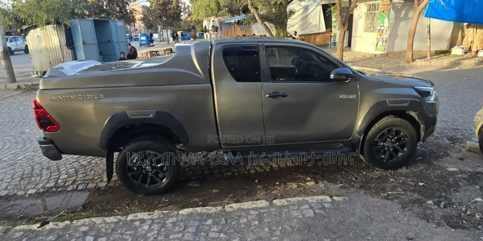 Toyota Hilux 2021 Beige