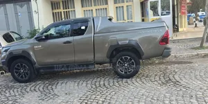 Toyota Hilux 2021 Beige