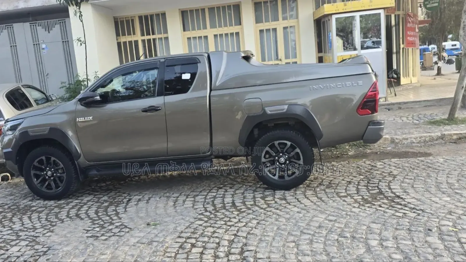 Toyota Hilux 2021 Beige