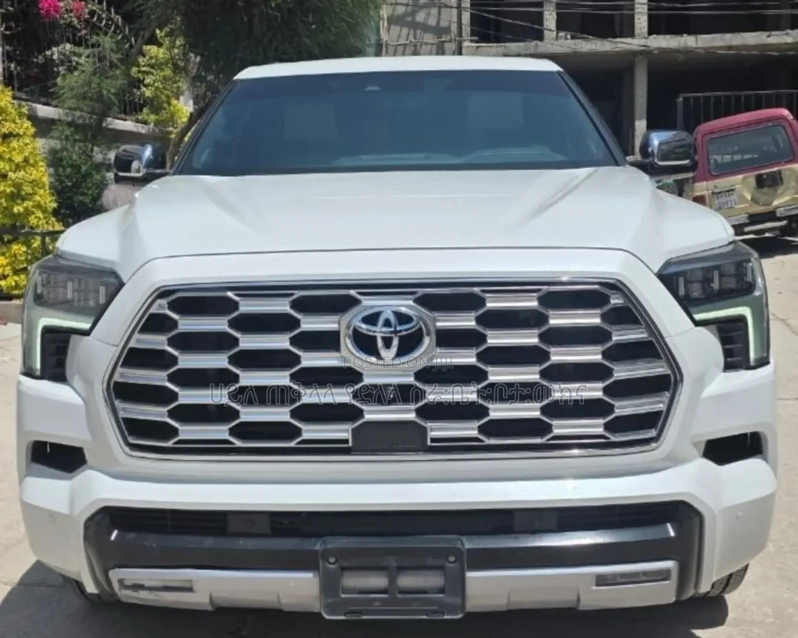 Toyota Sequoia 2024 White
