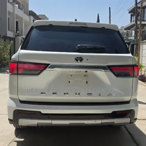 Toyota Sequoia 2024 White