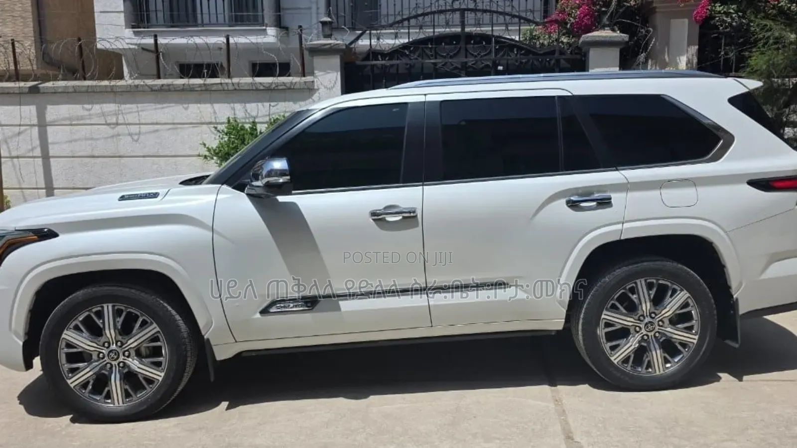 Toyota Sequoia 2024 White