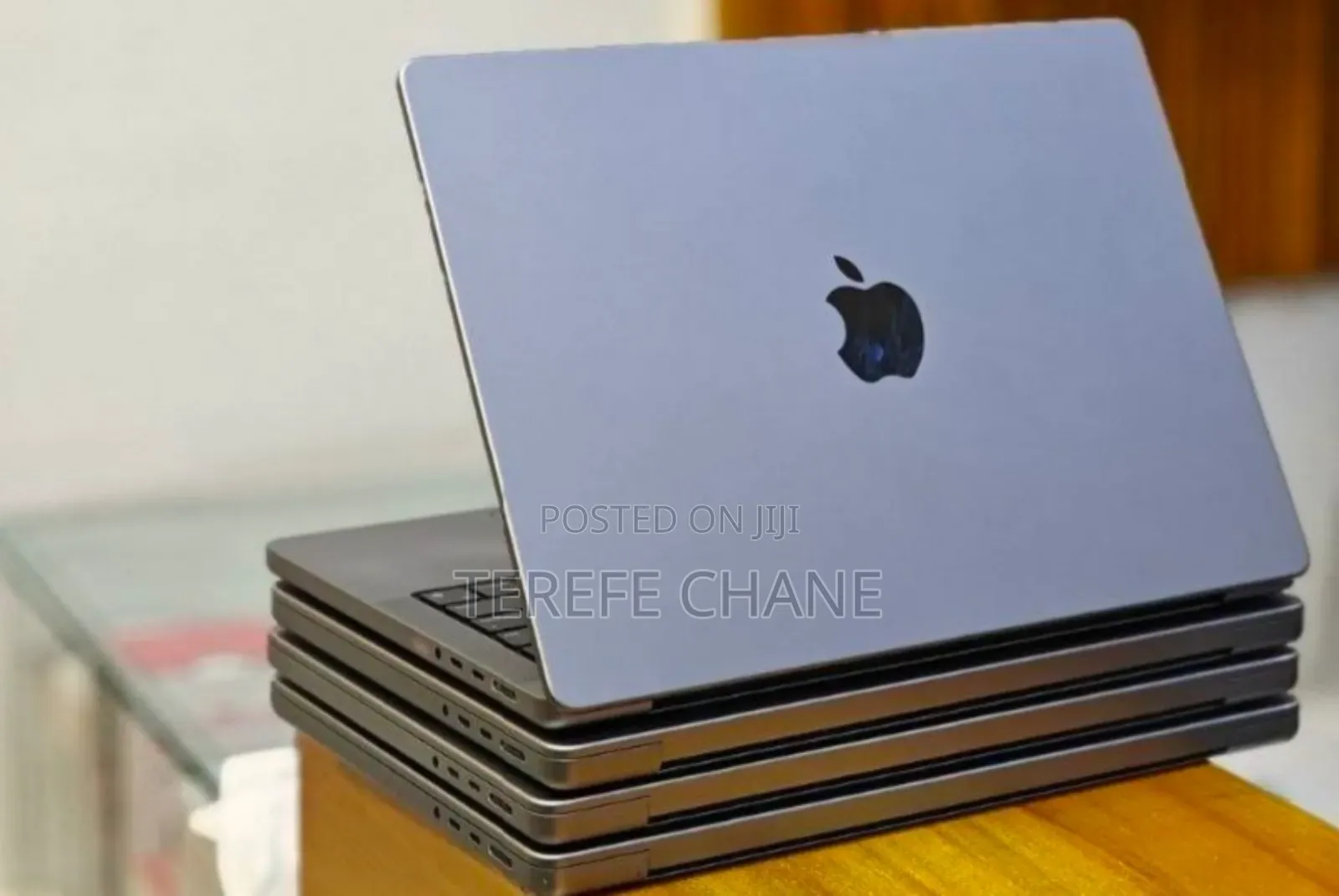 New Laptop Apple MacBook Pro M1 32GB Apple M1 Pro SSD 512GB
