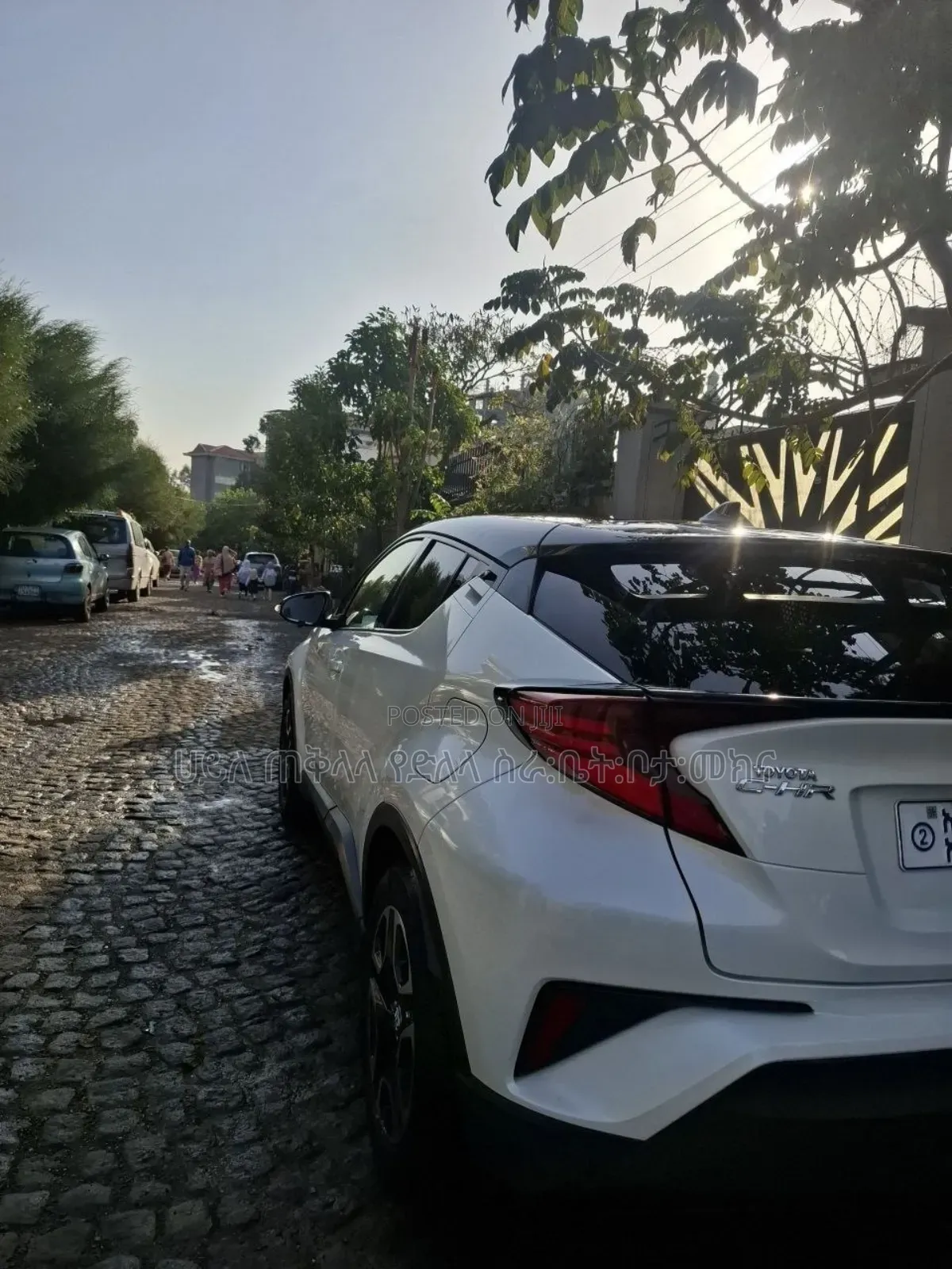 Toyota C-HR LE 2021 Ivory