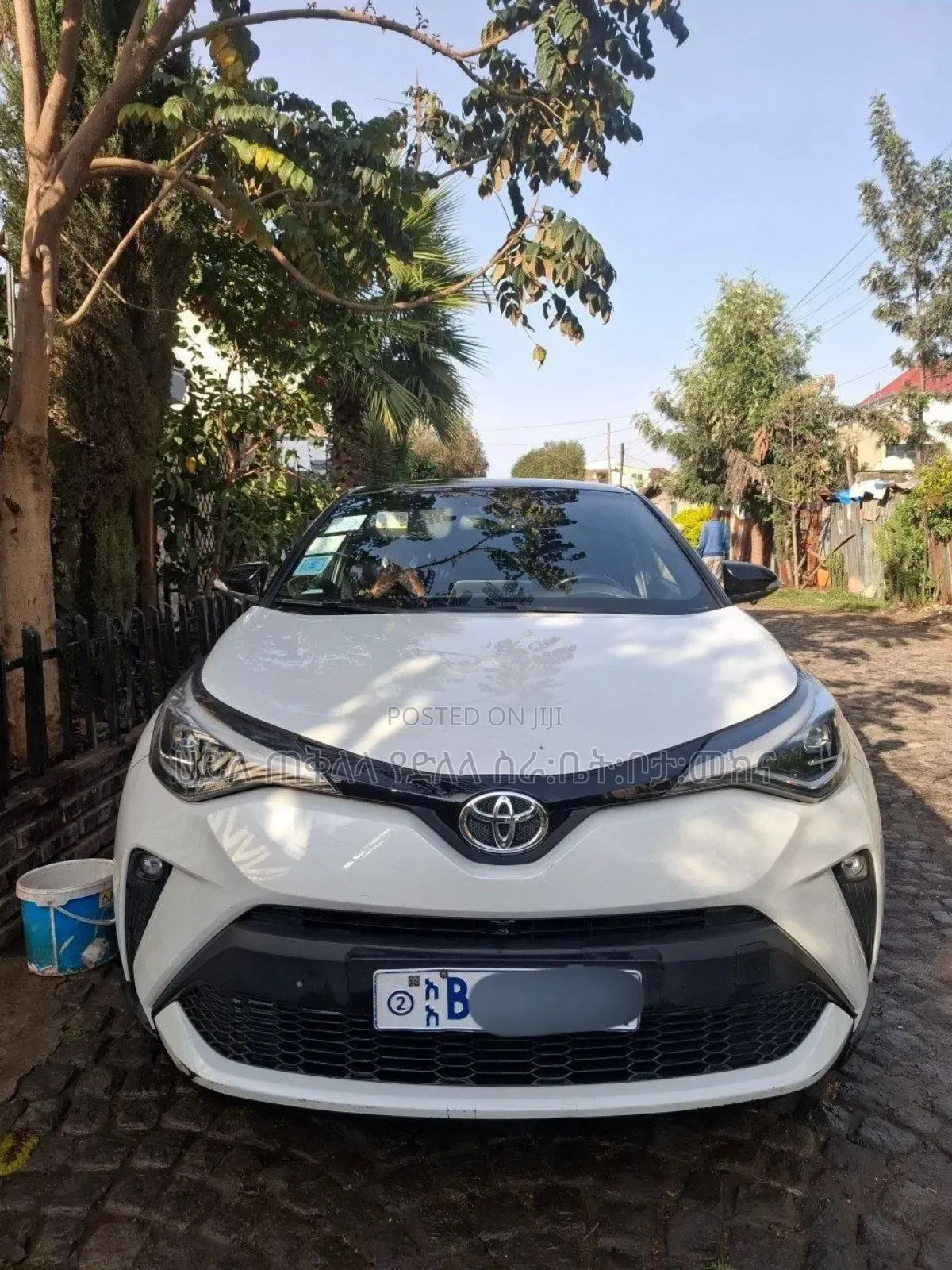 Toyota C-HR LE 2021 Ivory
