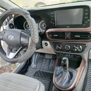 Hyundai I10 2022 Blue