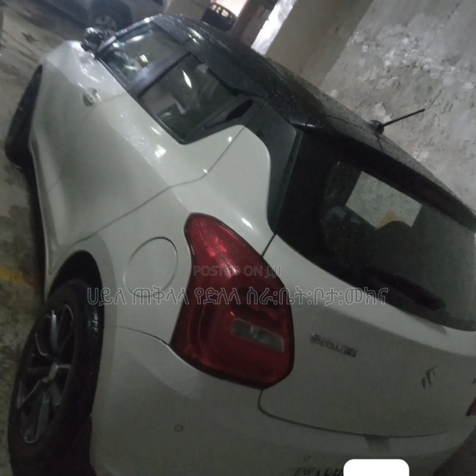 Suzuki Swift 2022 White