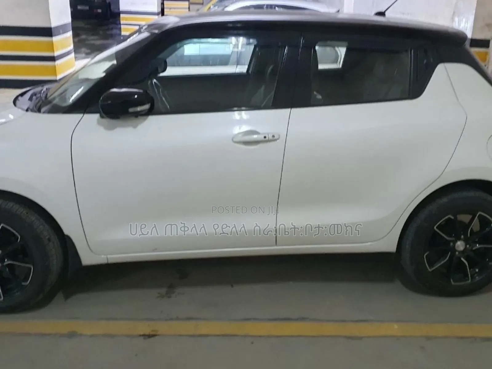 Suzuki Swift 2022 White