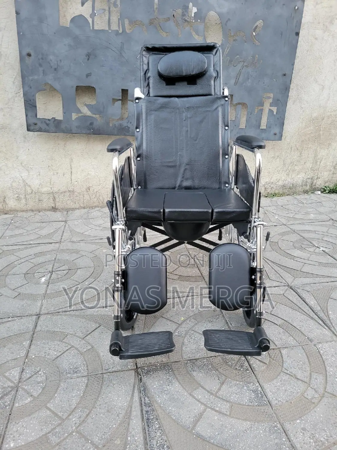 Reclining Toilet Wheelchair允屹reclainable Commode Wheel Chair. (Ky-