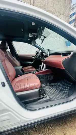 Toyota Corolla Cross Hybrid 2024