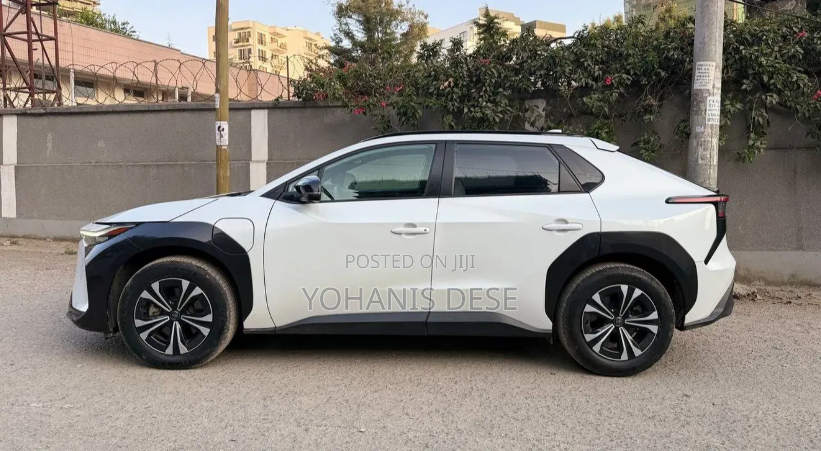 Toyota bZ4X 2022 Off white