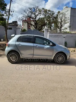 Toyota Yaris 2008