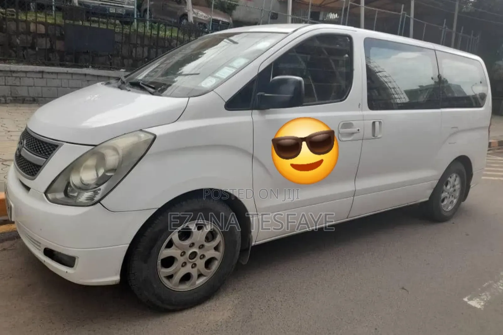Hyundai H1 2014 Ivory