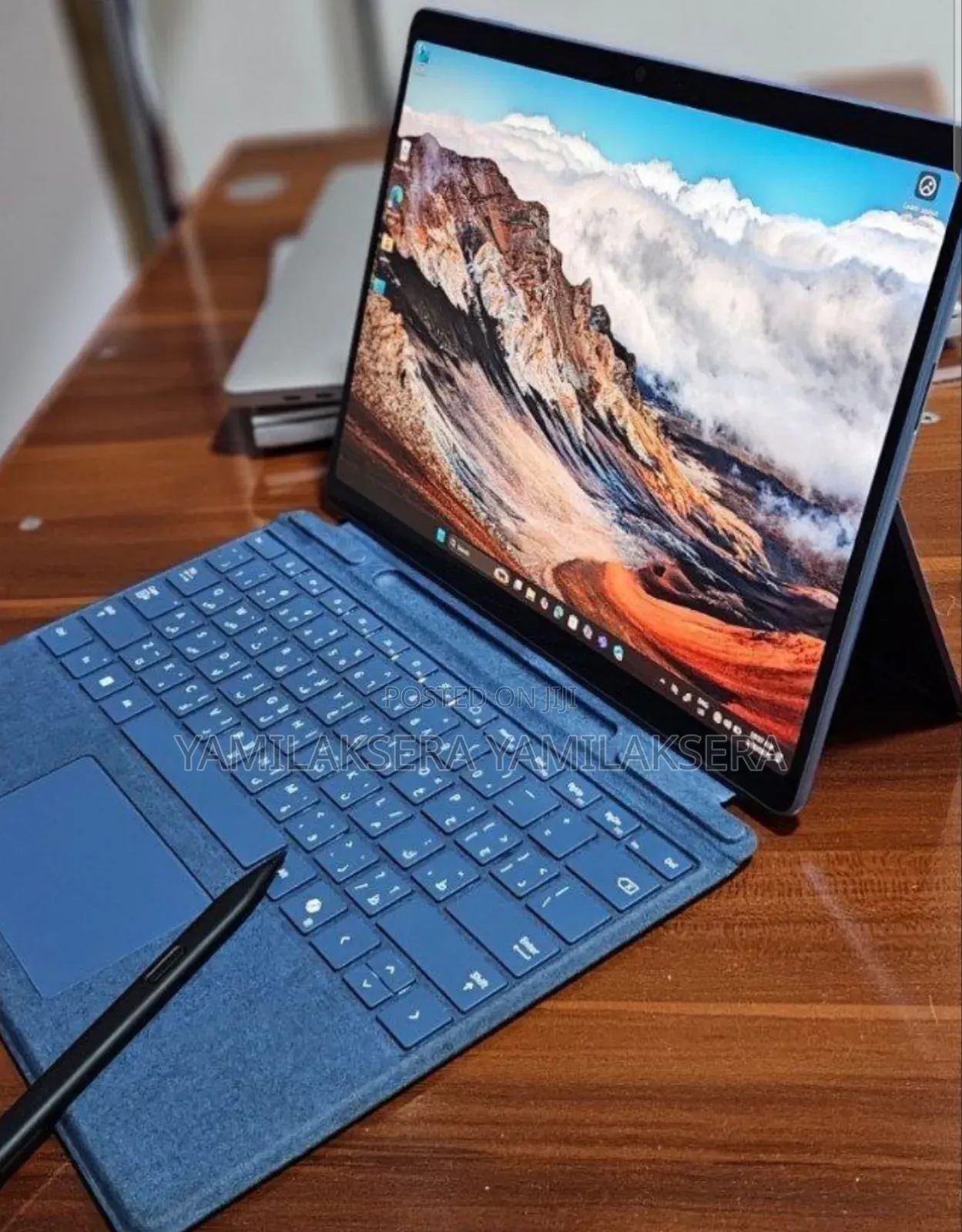 New Laptop Microsoft Surface Pro 16GB Intel Core i7 SSD 512GB
