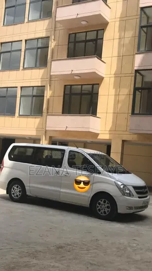 Hyundai H1 2014 Ivory
