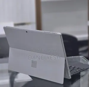 New Laptop Microsoft Surface Pro 4 8GB Intel Core i5 SSD 256GB