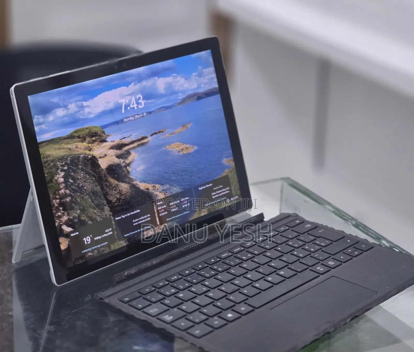 New Laptop Microsoft Surface Pro 4 8GB Intel Core i5 SSD 256GB