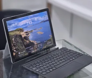 New Laptop Microsoft Surface Pro 4 8GB Intel Core i5 SSD 256GB