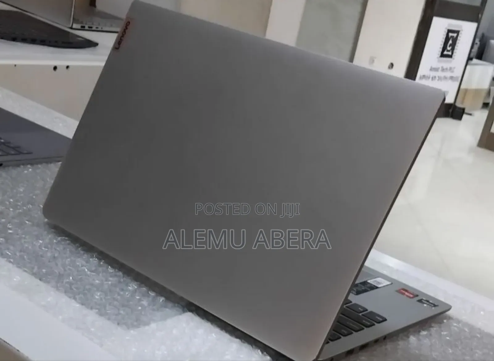 New Laptop Lenovo Ideapad 3 8GB AMD Ryzen 5 SSD 512GB