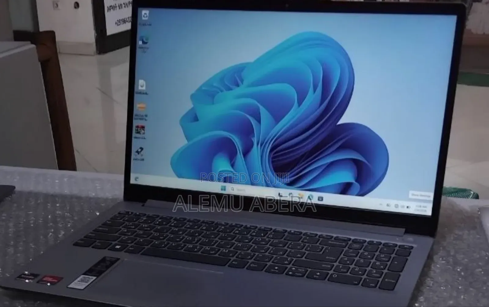 New Laptop Lenovo Ideapad 3 8GB AMD Ryzen 5 SSD 512GB