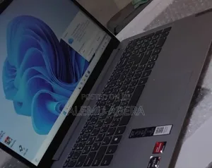 New Laptop Lenovo Ideapad 3 8GB AMD Ryzen 5 SSD 512GB