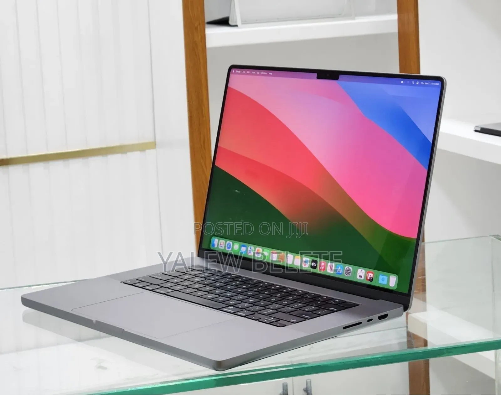 New Laptop Apple MacBook Pro 2021 M1 32GB Apple M1 SSD 512GB