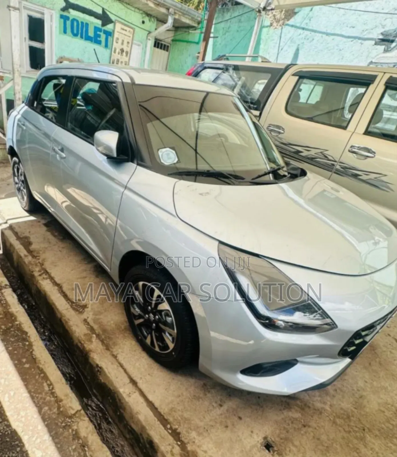 Suzuki Swift 2025 Silver
