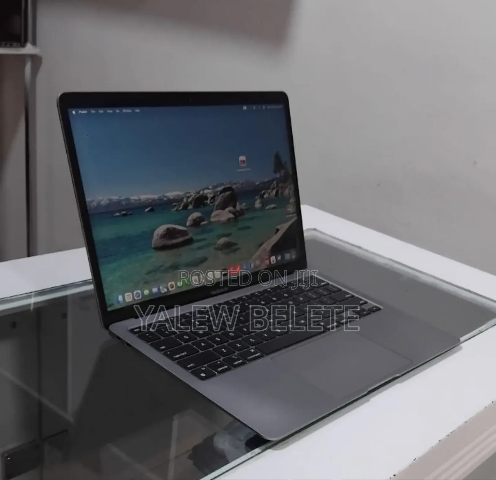 New Laptop Apple MacBook Air 2020 M1 8GB Apple M1 SSD 256GB