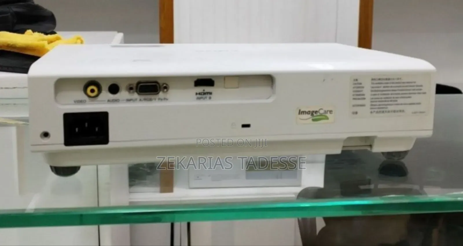 Projector Sony VPL-Dx100