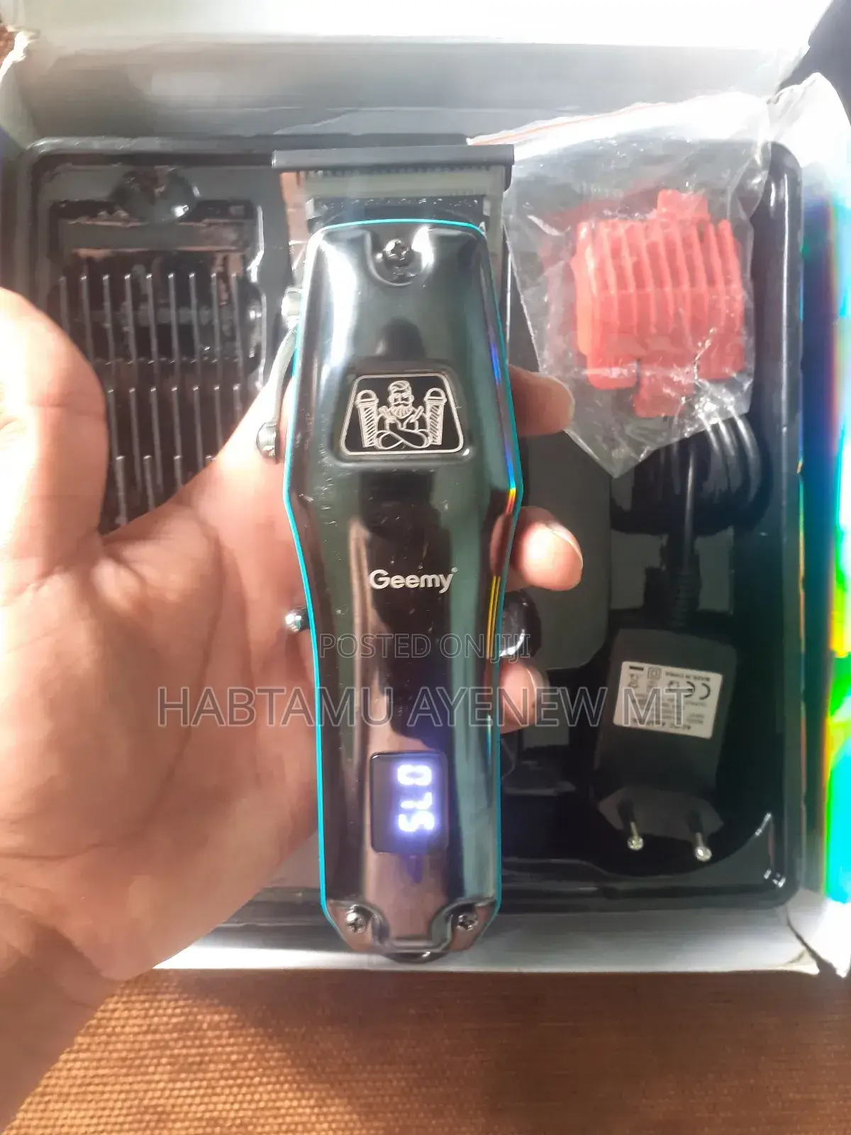 Geemy Hair Clipper Trimmer Tondos Gm-6680 ጂሚ የፀጉር ማስተካከያ ቶንዶስ