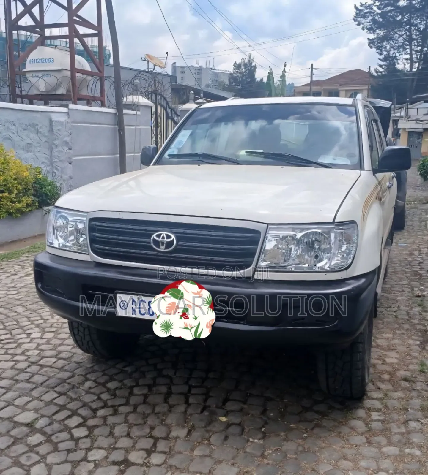 Toyota Land Cruiser 2003 White