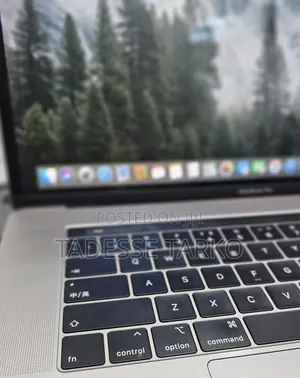 New Laptop Apple MacBook Pro 2019 16GB Intel Core i9 SSD 512GB