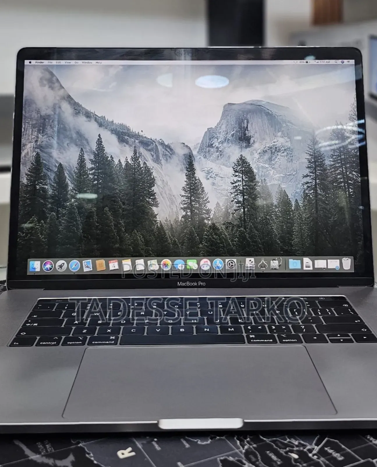 New Laptop Apple MacBook Pro 2019 16GB Intel Core i9 SSD 512GB