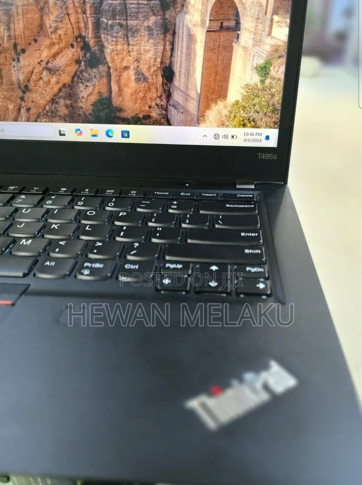 New Laptop Lenovo ThinkPad t495s 16GB AMD Ryzen 7 SSD 512GB