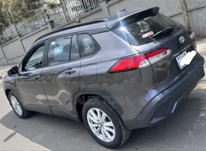 Toyota Corolla Cross Hybrid 2023