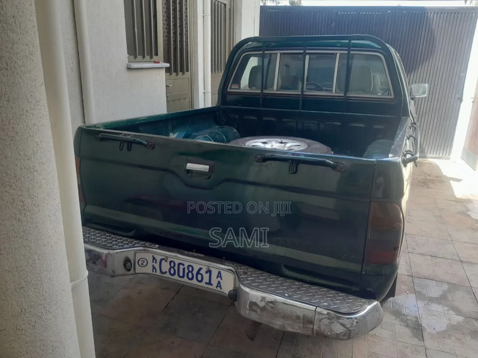 Mitsubishi L200 Club Cab 2.4 4WD 2001 Green