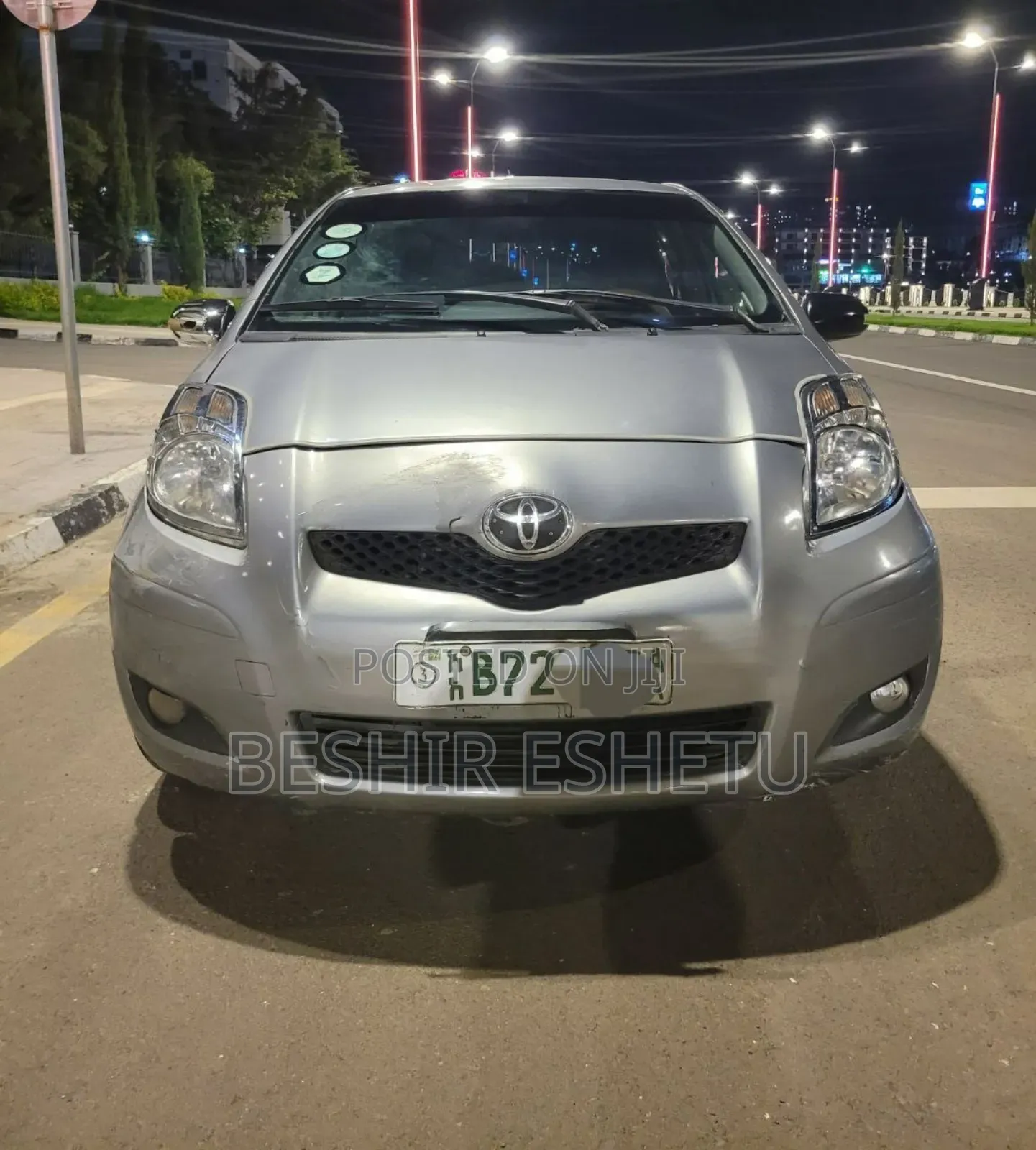 Toyota Yaris 2010 Silver