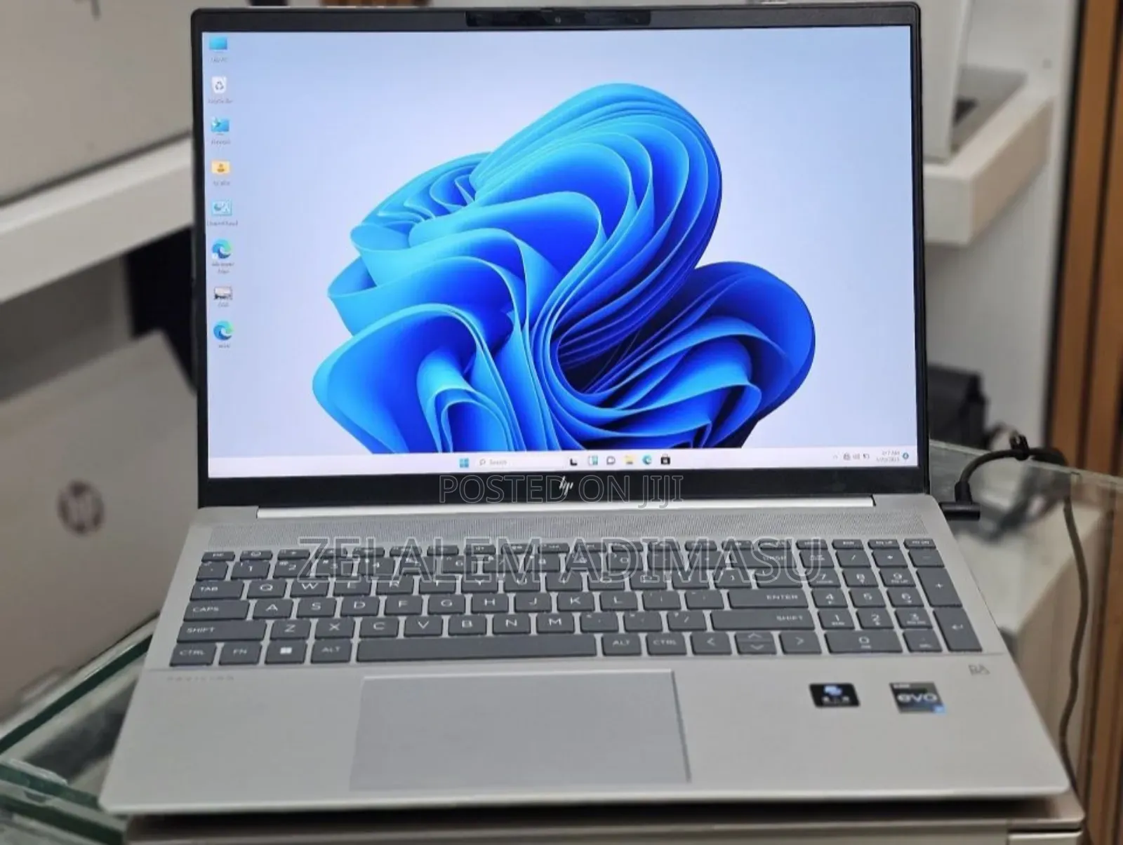 New Laptop HP Pavilion 15 16GB Intel Core i7 SSD 1T