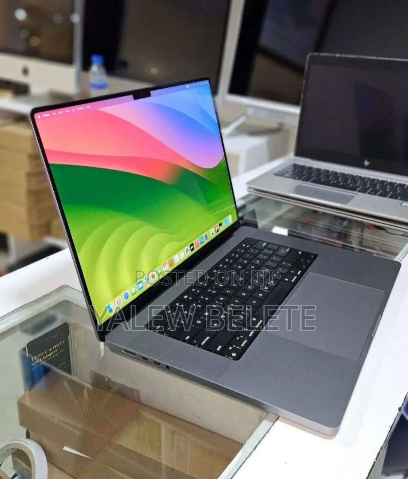 New Laptop Apple MacBook Pro 2021 M1 32GB Apple M1 Pro SSD 1T