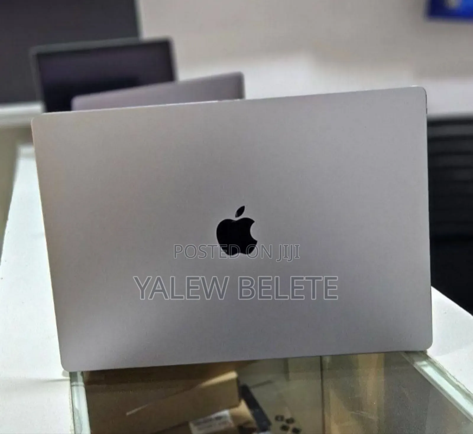 New Laptop Apple MacBook Pro 2021 M1 32GB Apple M1 Pro SSD 1T