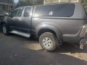 Toyota Hilux 2008 Black