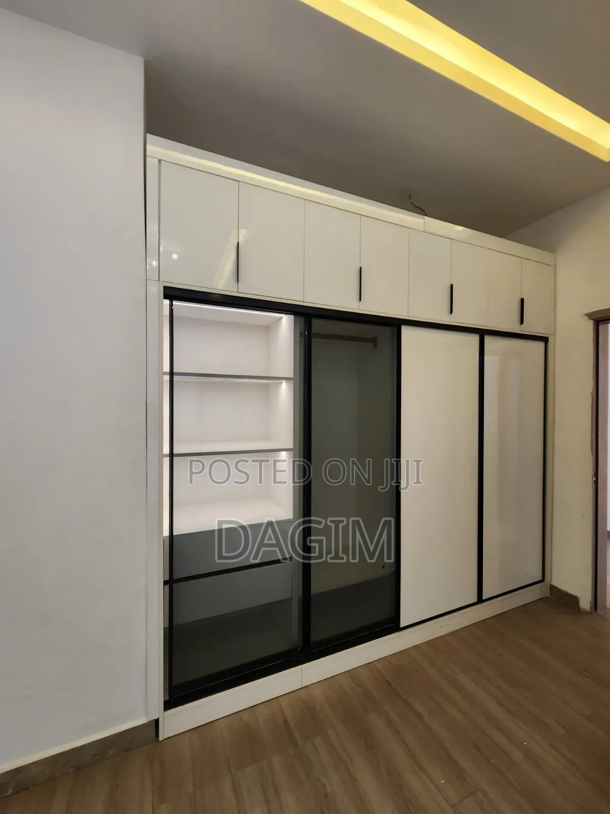 3bdrm Apartment in Bole for sale