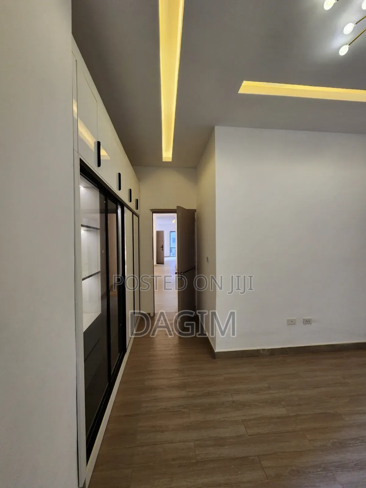 3bdrm Apartment in Bole for sale