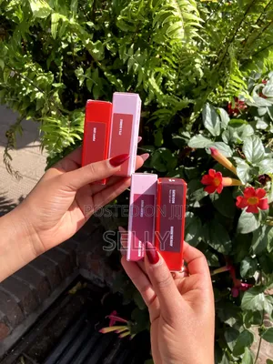 H M Satin Lipstick
