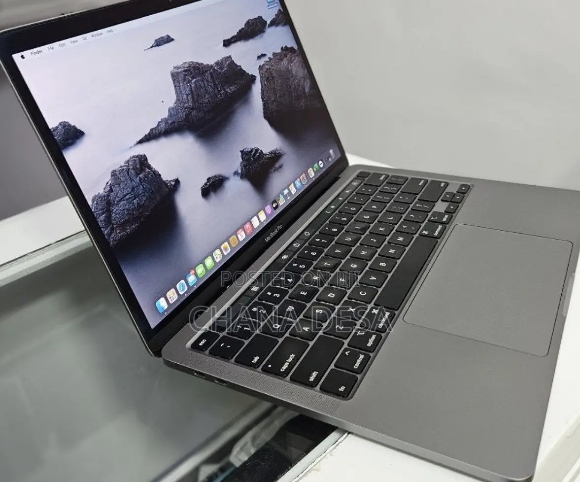 New Laptop Apple MacBook Pro 2019 8GB Intel Core i5 SSD 128GB